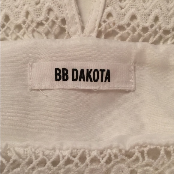 BB Dakota Lace Dress - Picture 4 of 7